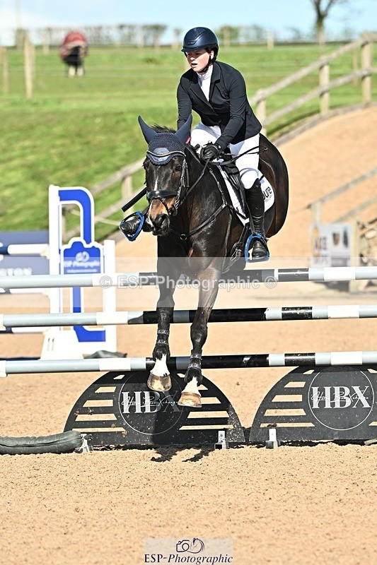 250416-154753-01830 - Cls 6 Foxhunter and 1.20m