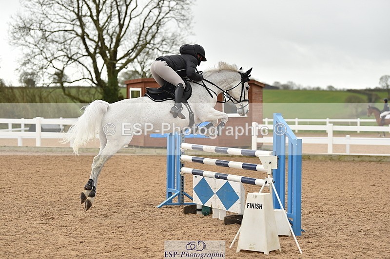 240327A-131102-00520 - Cls 4 Newcomers and 1.10m Open