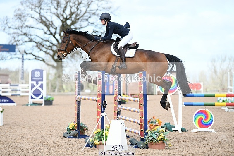 250328-110352-00657 - Cls 2 Snr Newcomers