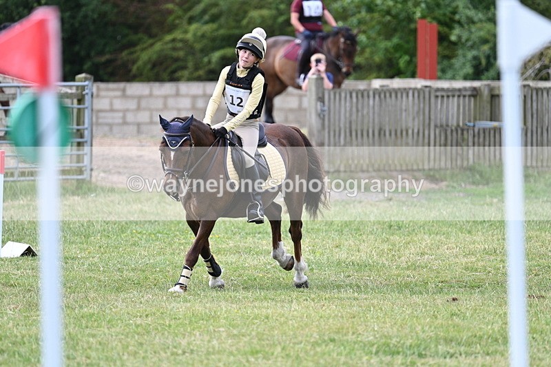 WJ7_4943 - 60cm XC Time 09:58 to 10:16