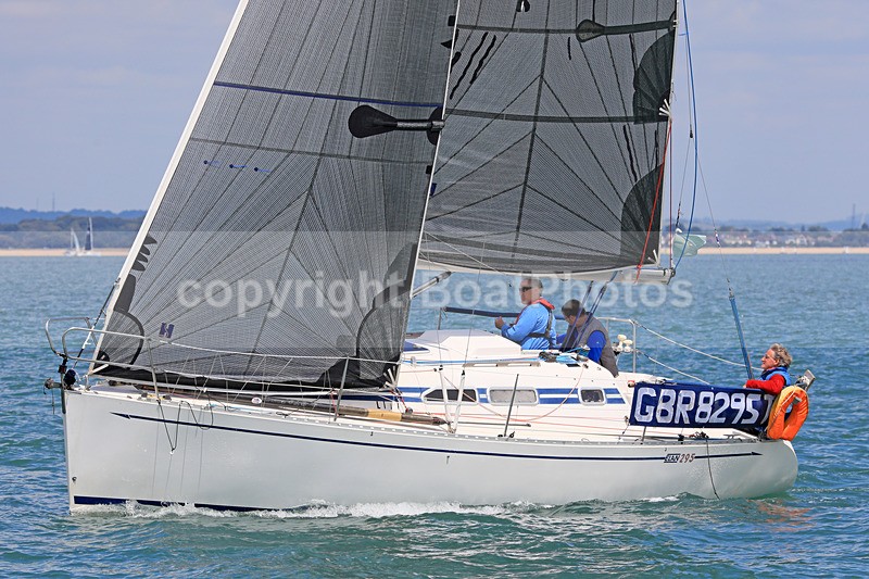 170701 EFFUSION GBR8295T RTI_3767 - ROUND THE ISLAND 2017