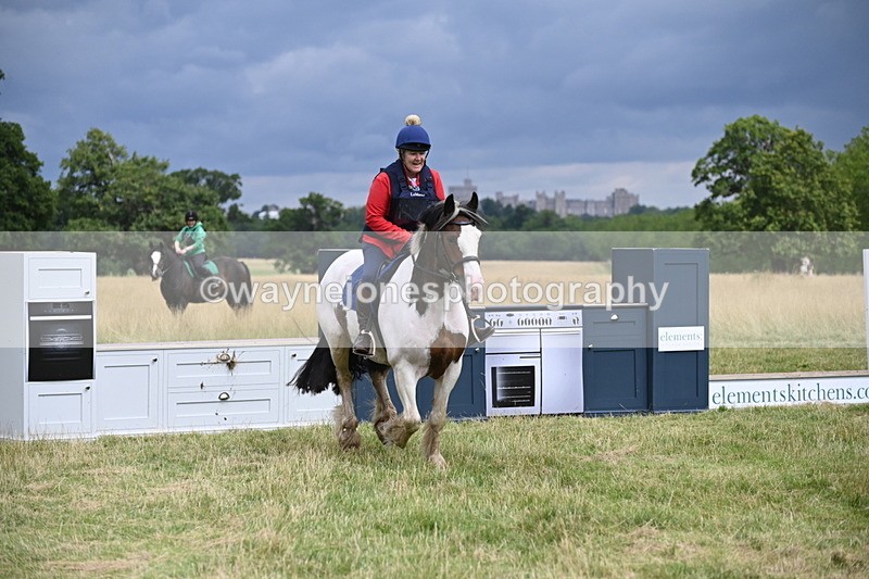 WJ6_2748 - Time at Jump 11:06 to 11:40