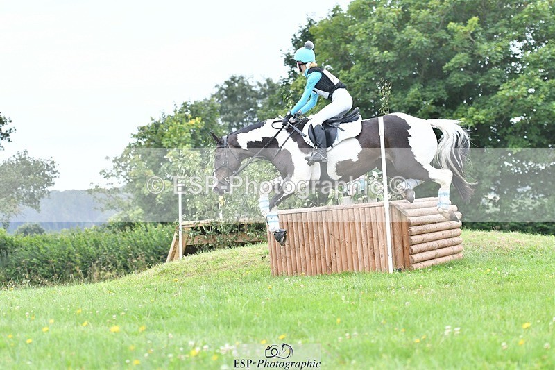 240803-122147-03561 - 068-Kelly_Knockaert-PIPER_II