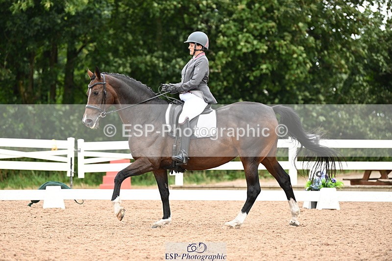 240815A-140930-01958 - 295-Zara.Bassett-Croon.Gravin