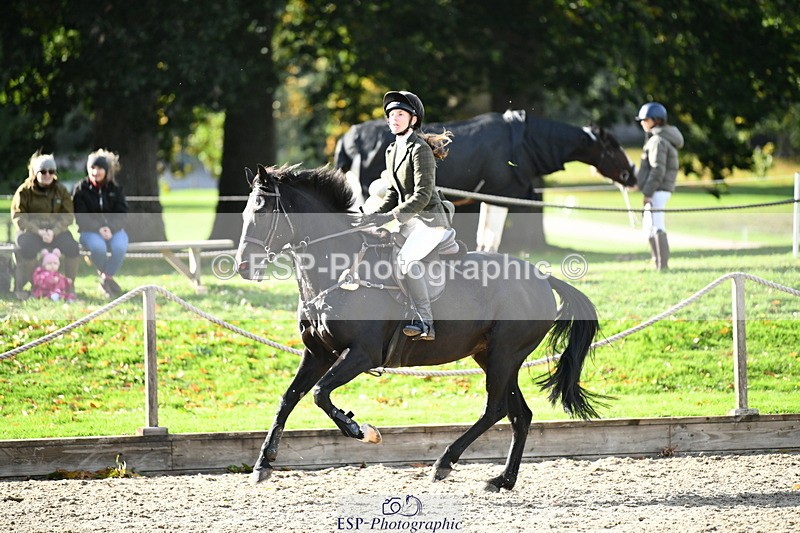 251004A-153841-01916 - Classes 8 & 9 70cm