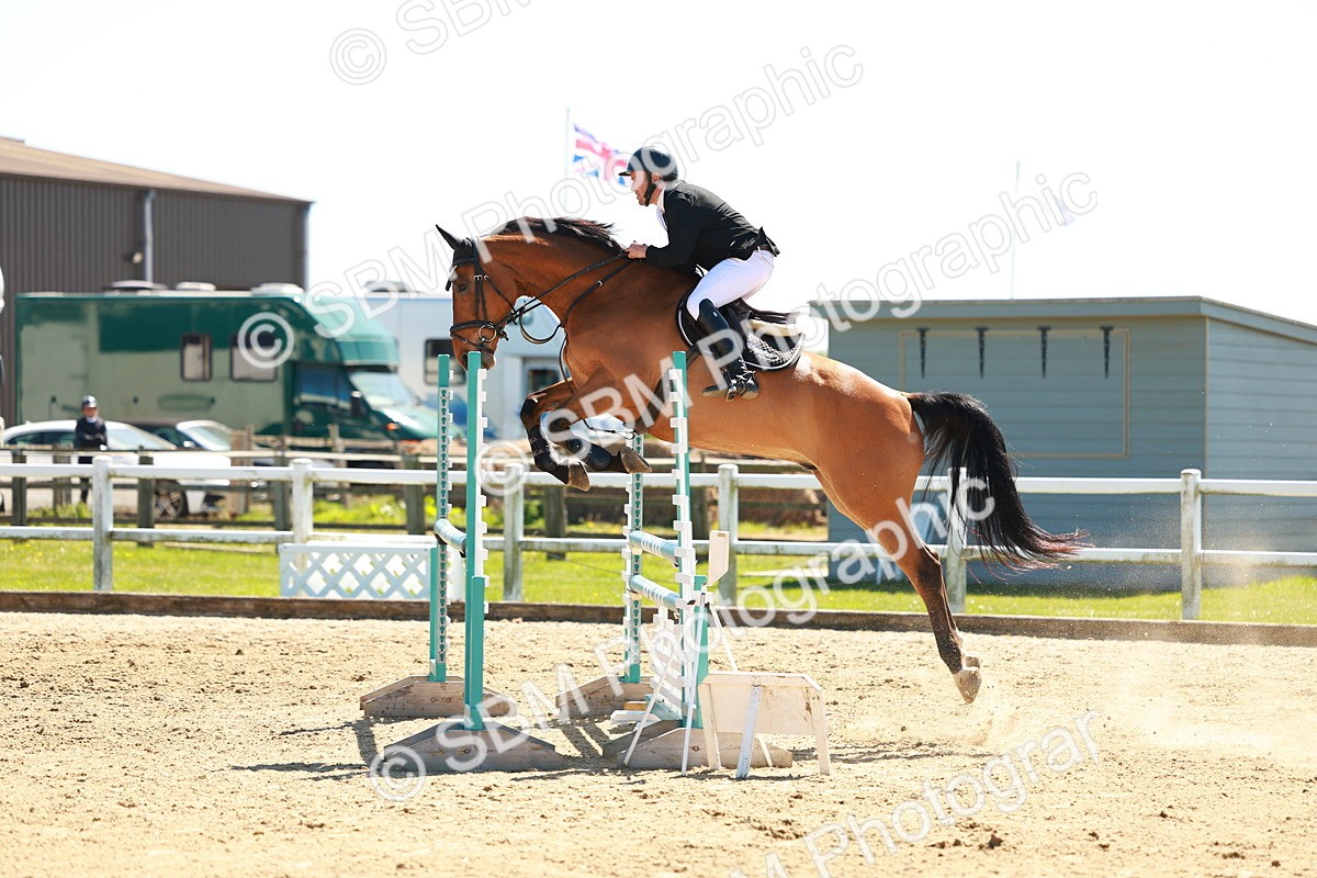 SBM_001467 - Class 4 - Senior Newcomers 1.10m