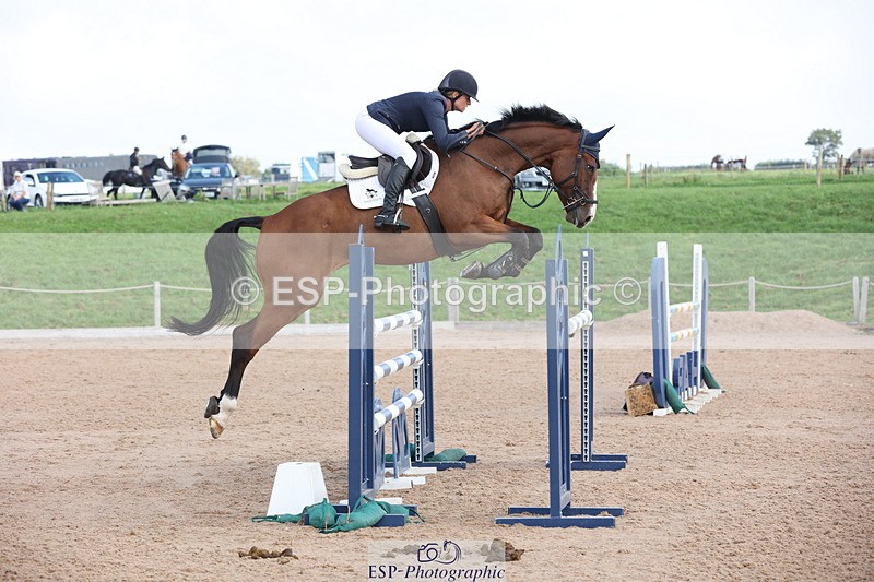 230915A-111724-01701 - Cls 2 Snr Foxhunter