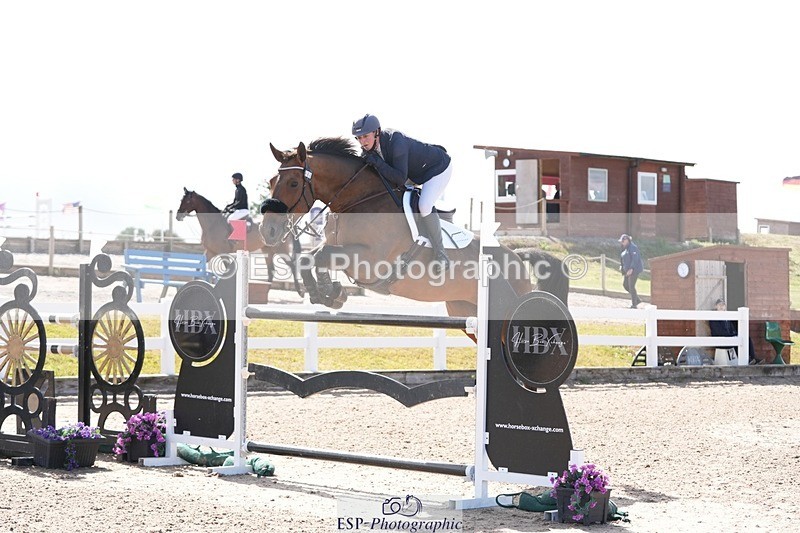 250720-102846-18790 - Cls 12, 1 Star Bronze Tour Accumulator