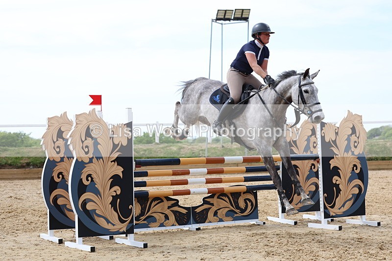 3E7A7392 - Class 7: Senior Newcomers/1.10m open
