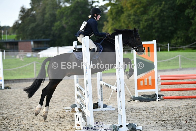 251004A-162116-02045 - Classes 10 & 11 80cm