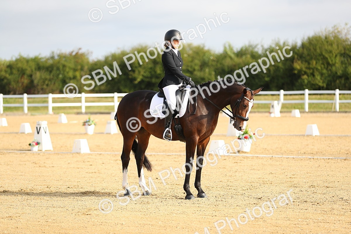 SBM_015029 - Class 13 - Novice 23 - 8,30-9.33