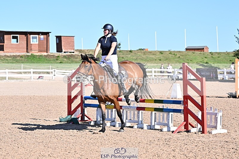 250708A-173010-00237 - 80cm Classes