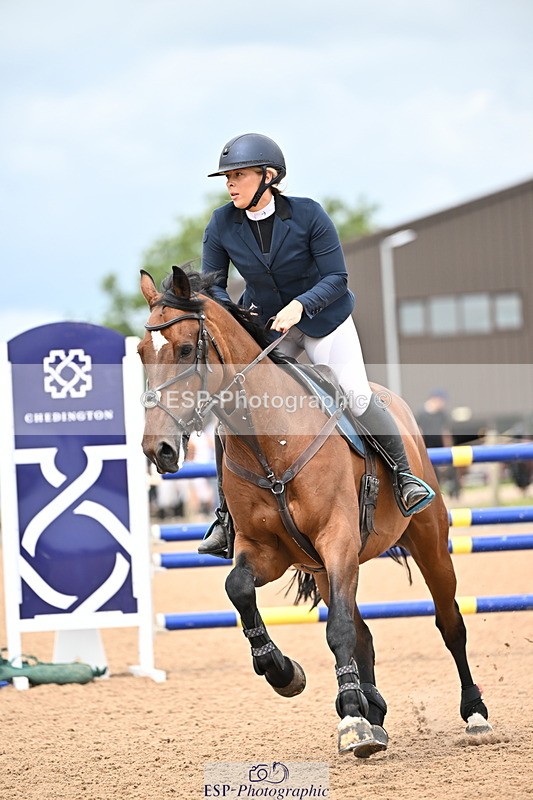 240726A-132242-01403 - Cls 3 Snr Foxhunter