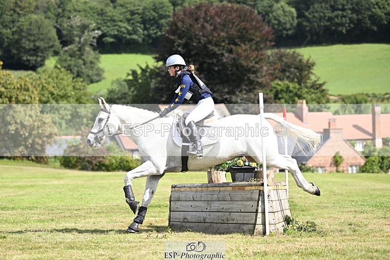 240825X-113137-32557 - 70cm XC 11.00 to 12.00