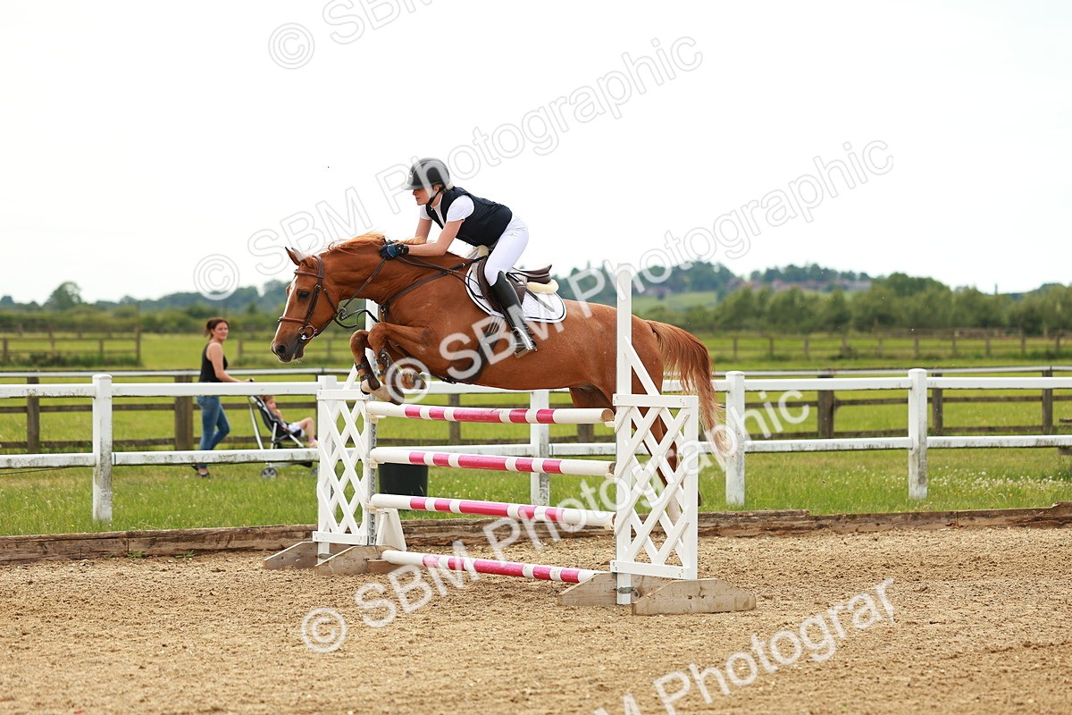 SBM_002314 - Class 4 - Senior Newcomers - 1.10m