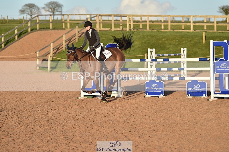 240306A-171240-02716 - Cls 6 National 1.30m and 1.40m