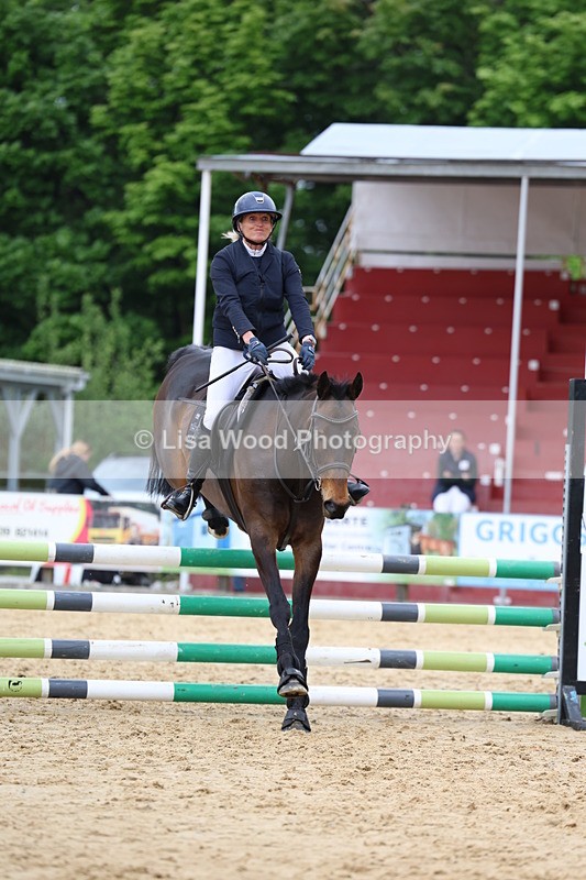 3E7A6460 - Class 4: Senior British Novice/90cm open