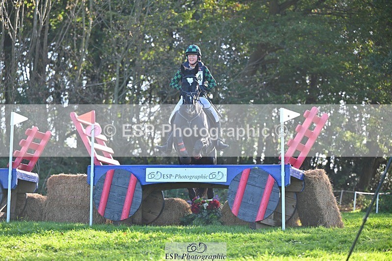 241026-143032-13914 - 514-Georgina.Owen-BARATHEON