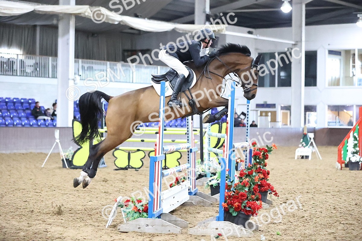 SBM_003923 - Class 12 - Senior Foxhunter 1.20m