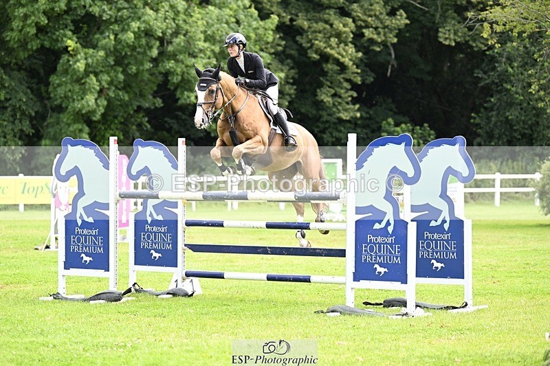 240711-120049-26796 - Cls 117 HOYS Grade C Quali 1.35m