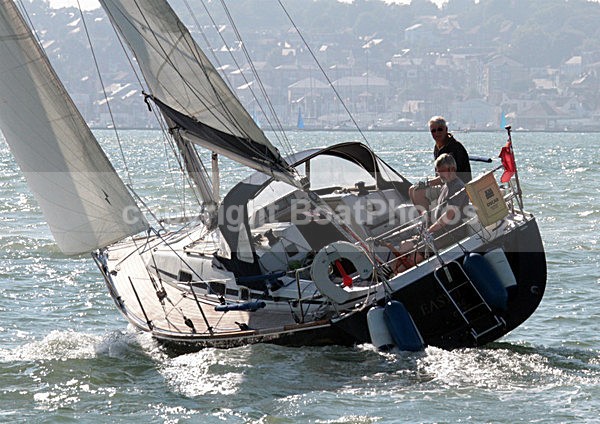 110902 EASY GBR9341R IMG_6109 - Sailboats - monohull