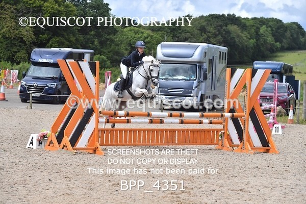 BPP_4351 - CLASS 19 SUN Springboard 128cm/ 138cm Restricted Handicap