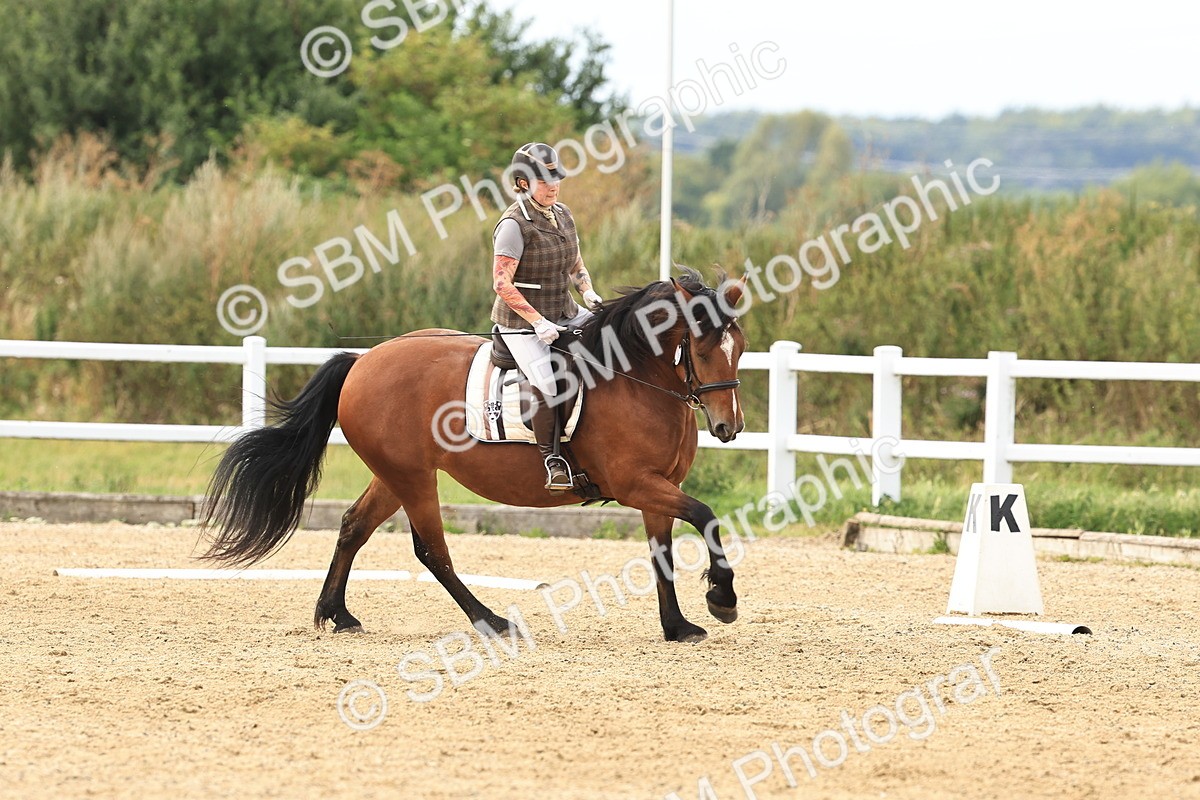 SBM_000507 - Class 4 - Novice 5