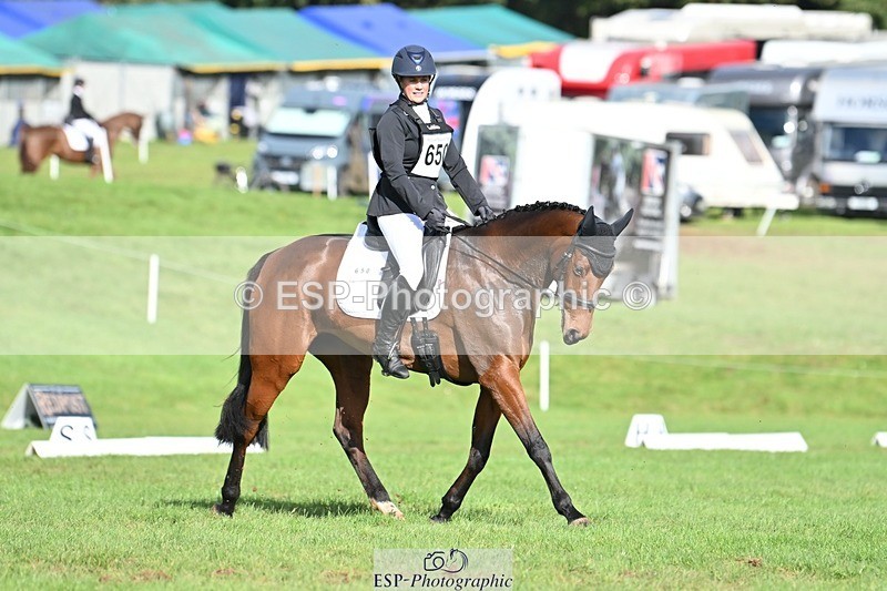 231020-115202-08263 - 650-NAOMIE.VAN.DE.BROUWERSHOEVE-Lara.Salter-DR