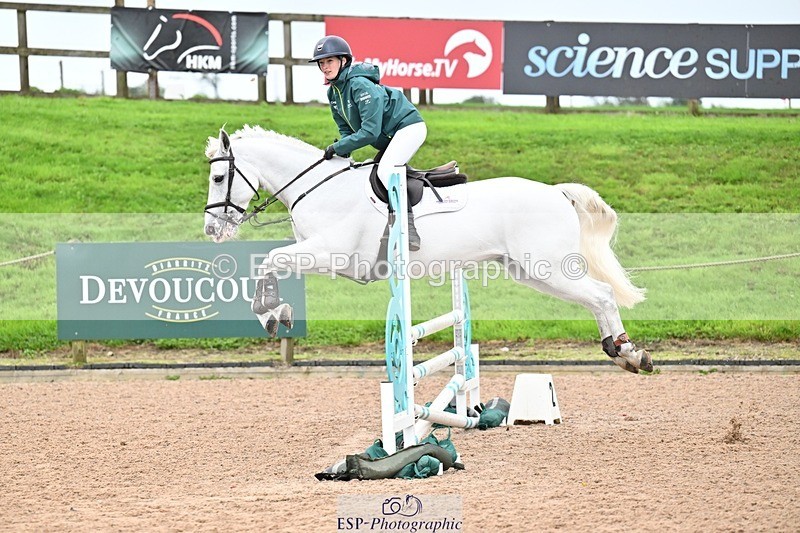 250920-161654-01860 - Cls 22 Pony Intro 90cm Derby