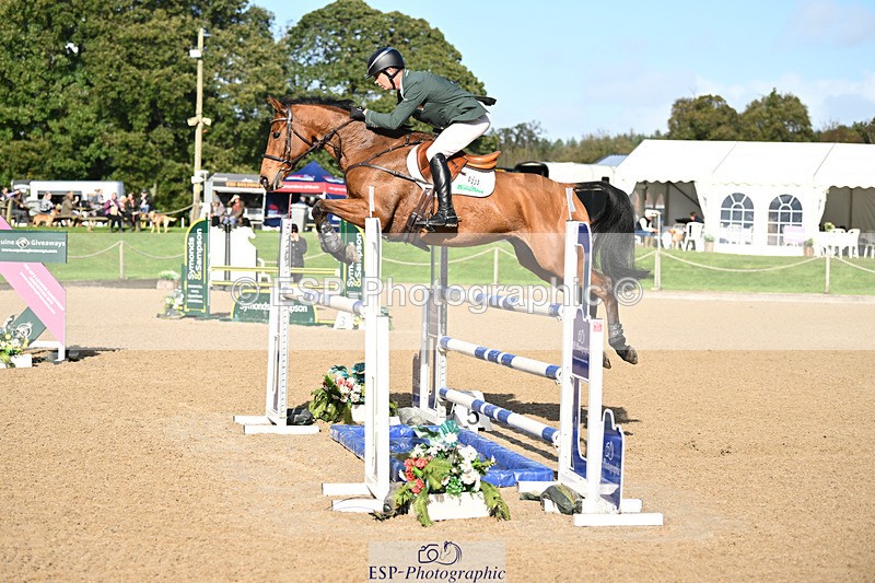 241025-120113-07398 - 233-Padraig.Mccarthy-LADY.OPHELIA