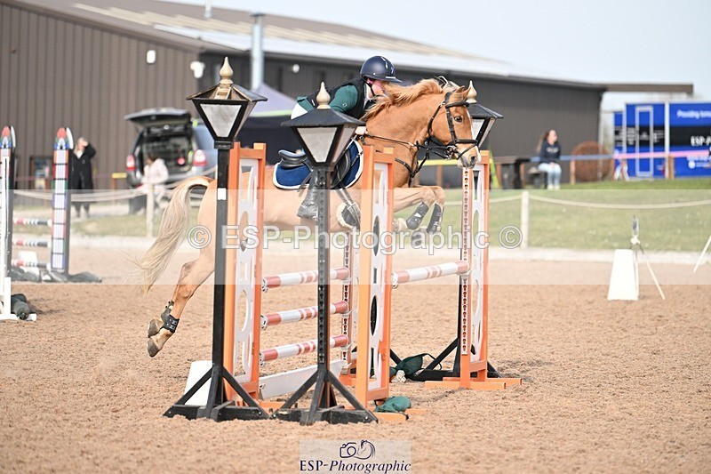 250309-120403-04082 - Cls 6 Pony Newcomers and 1m