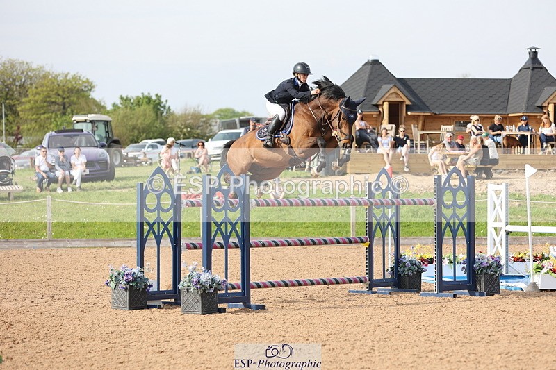 240511A-171543-15283 - Cls 38 National 1.40m Open