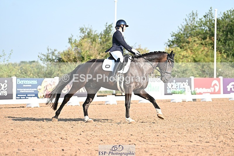 250816-090231-02544 - 113-Chloe.BakerFirst.Date.III