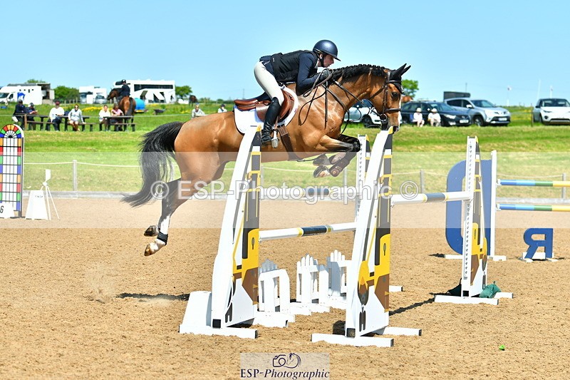 230527A-135713-04853 - Cls 17 National 1.30m Open