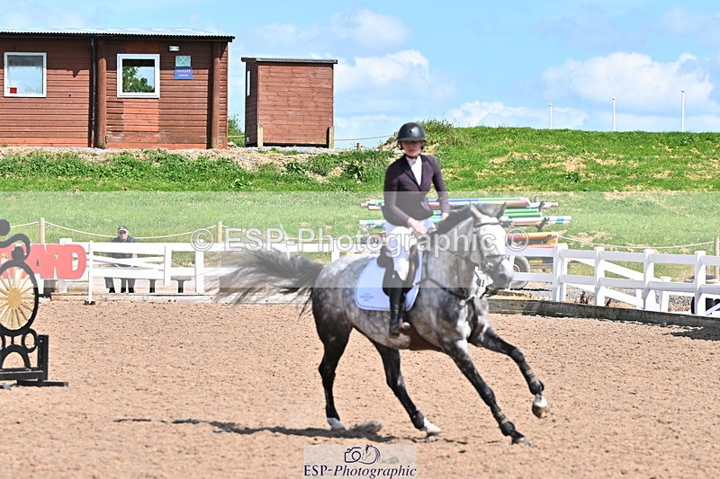 240619A-154458-00953 - Cls 5 Snr Foxhunter and 1.20m Open