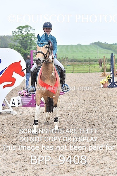 BPP_9408 - CLASS 32 MON Club/ Unaffiliated 70cms Open