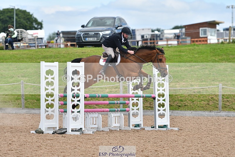 240609A-112350-04542 - Cls 17 Snr 1.05m Open