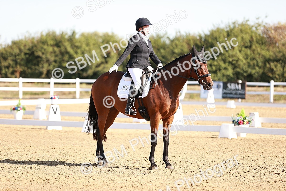 SBM_004274 - Class 12 - Novice 5 - 9.07-10.10