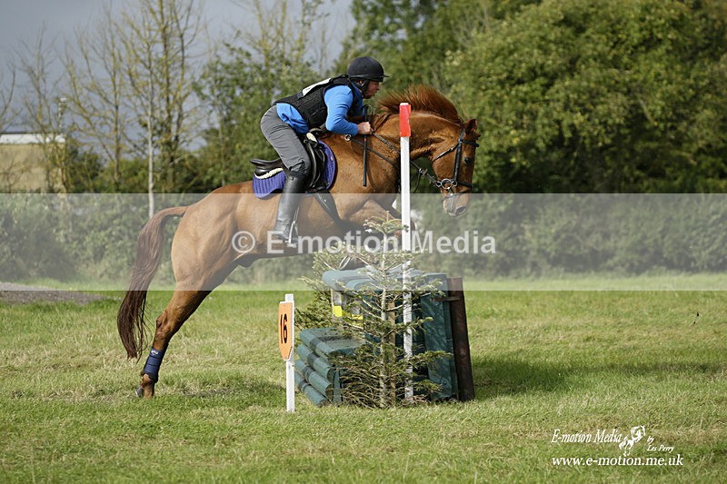  WWHT 031021 3686 - Intermediate Pairs (0.90m) 03/10/21