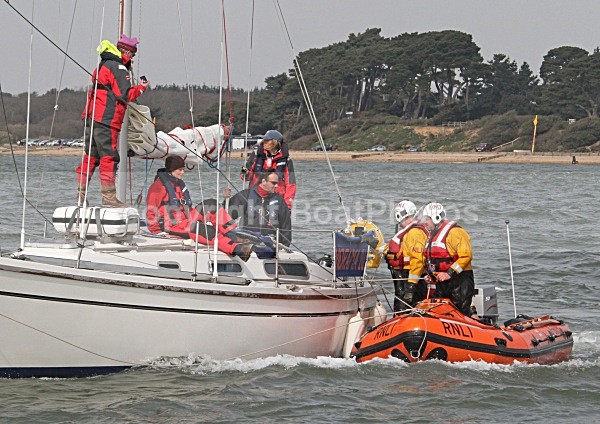 100411 JLP SAILING CLUB - RNLI IMG_0431 - APRIL 11th 2010 - JLP SAILING CLUB & RNLI