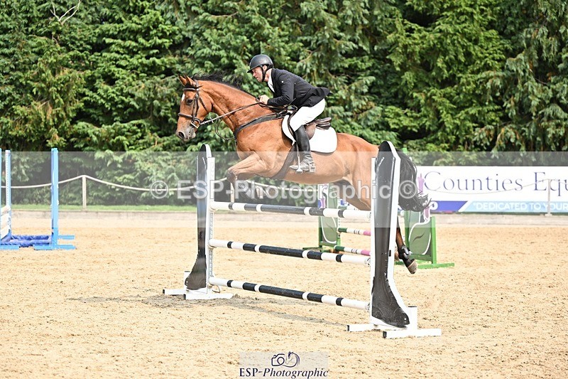 240818-151702-05148 - Cls 12A Snr Foxhunter & 1.20m Open