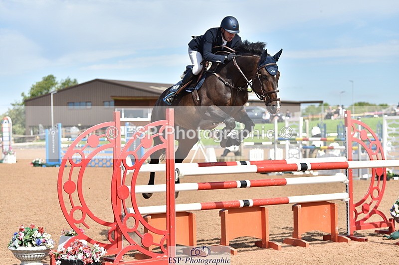 230810A-105038-00744 - Cls 9 Foxhunter