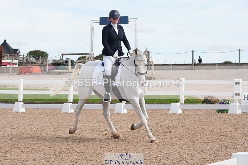 250906-130419-03502 - 065-Jessica.PerrySilver.Secret