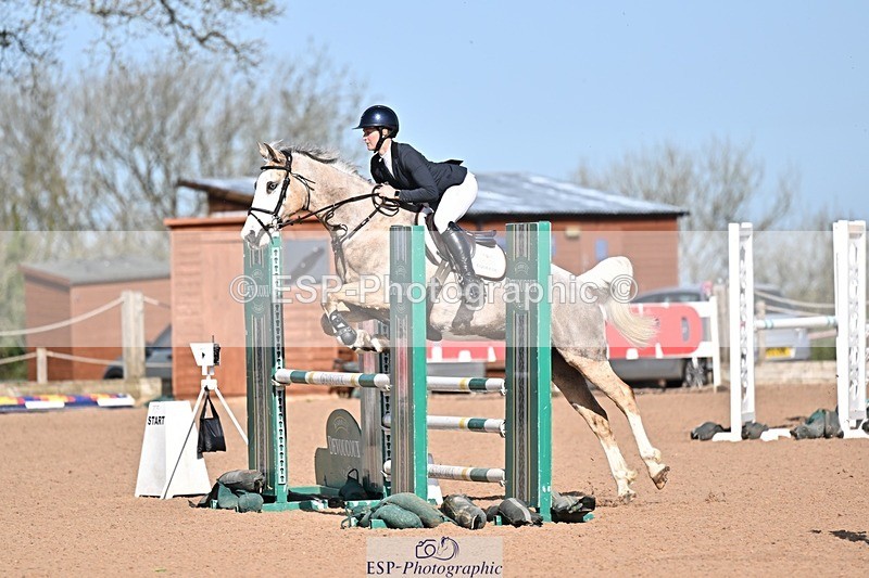 260408-102135-00134 - Cls 2 British Novice and 90cm