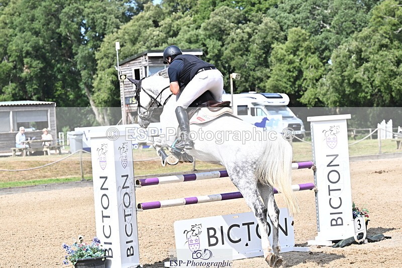 250704A-161029-11915 - Cls 23 Snr Foxhunter