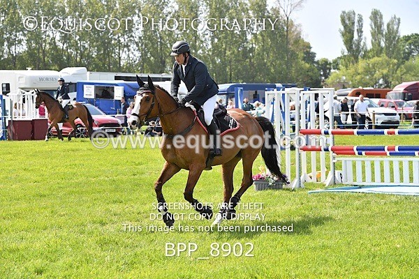 BPP_8902 - CLASS 3 The RHS Andrew Hamilton Coach Novice Qualifier (1.20m)