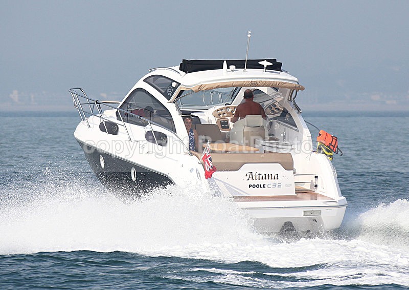 140907 AITANA C32 WT7A5418 - Motorboats - Open