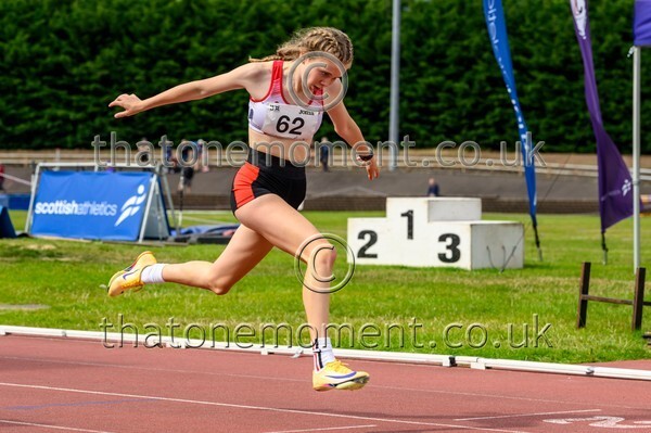 CEM26-914509 - Track Female Set Two