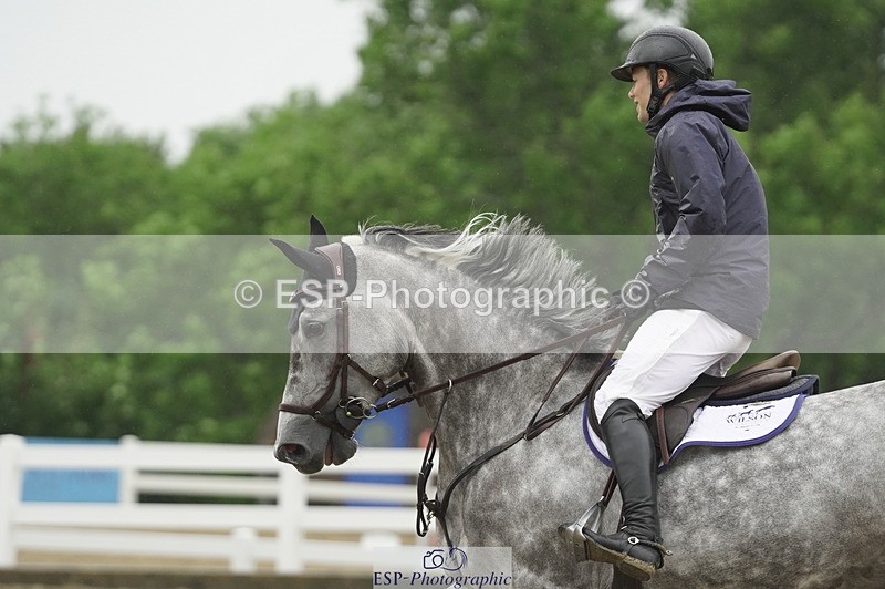 230722A-100512-08404 - Cls 31, 6 Yr Olds 1.20m