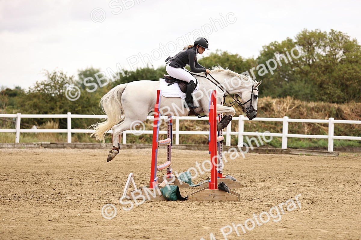 SBM_026301 - Class 12 - Amateur Championship Qualifier 1.05m